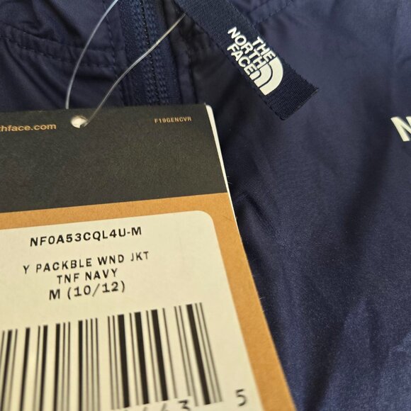 Kids/Youth size M North Face packable wind jacket  - BNWT - Picture 5 of 5